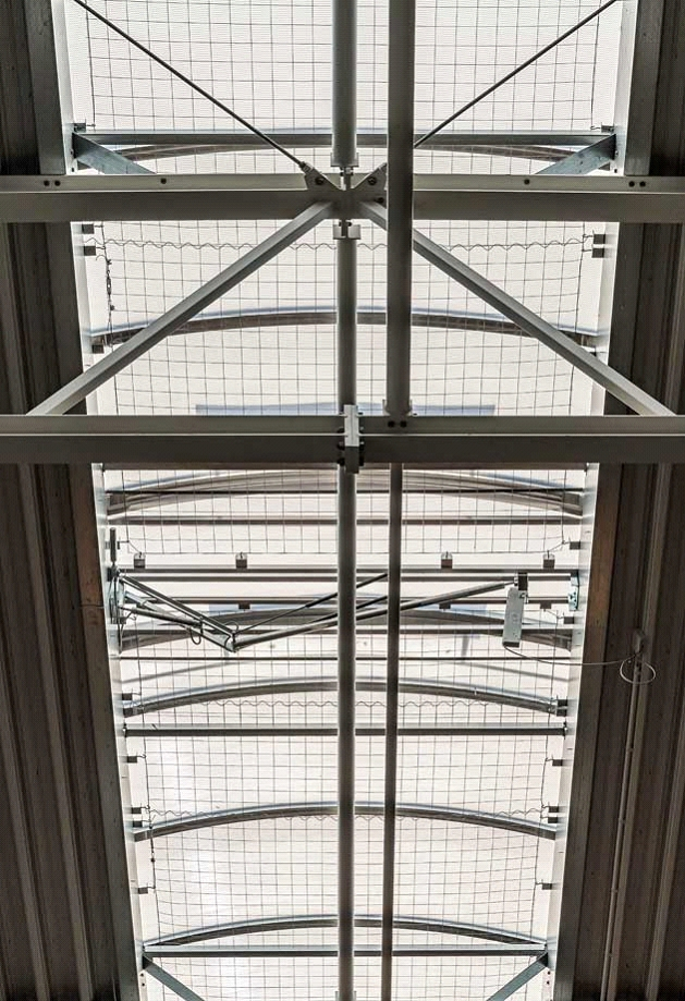 Studiu de caz VELUX Commercial: Noua hala de productie utilaje agricole HORSCH din Ronneburg, Germania