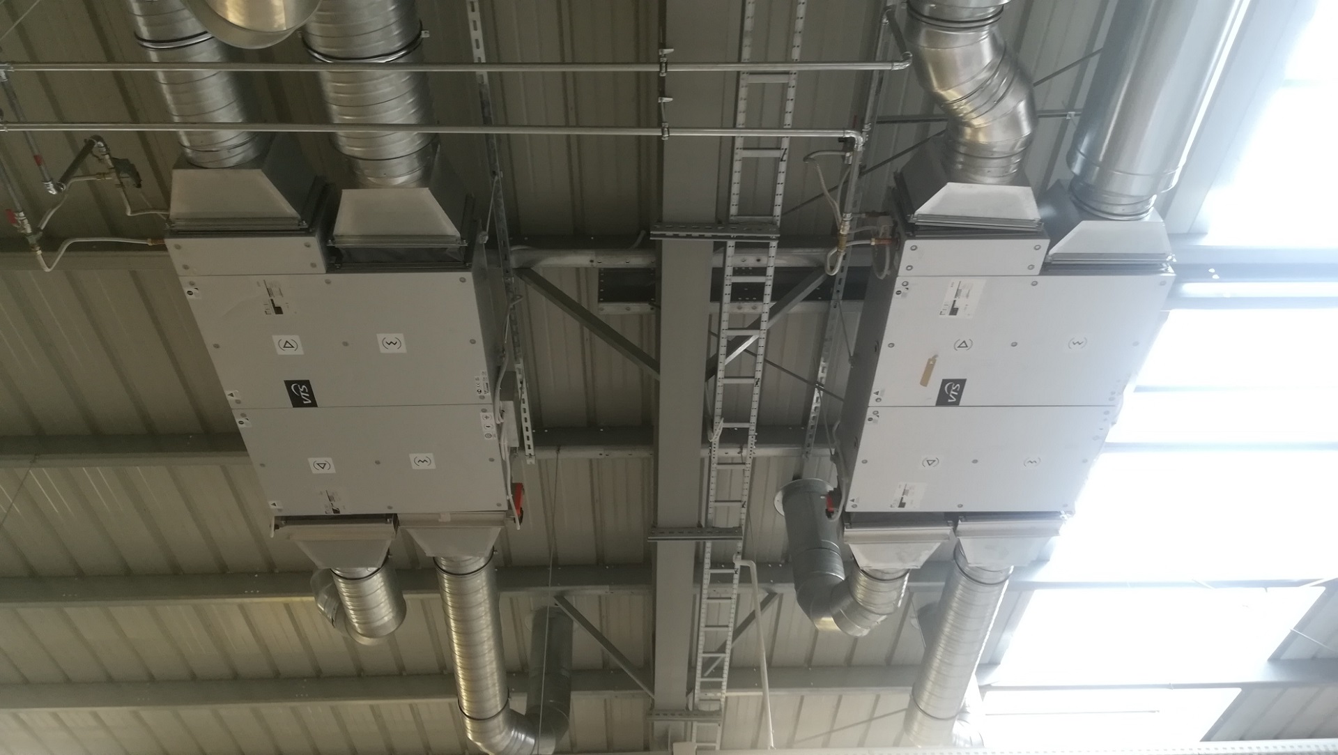 Unitatile compacte de tratate a aerului VTS VENTUS