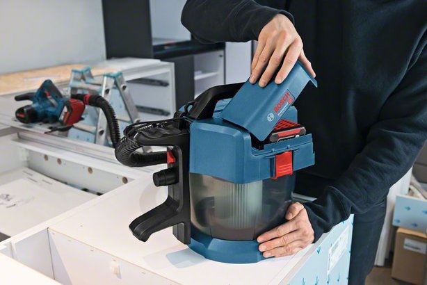 Aspirator profesional Bosch GAS 18V-10 L, cu acumulator