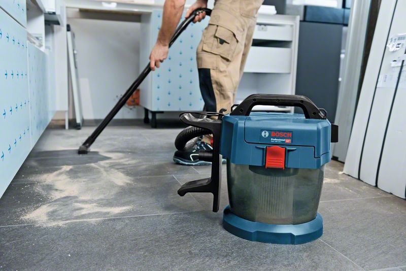 Aspirator profesional Bosch GAS 18V-10 L, cu acumulator