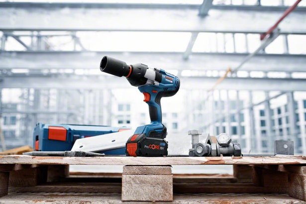 Surubelnita cu impact Bosch GDS 18V-1050 H, cu acumulator