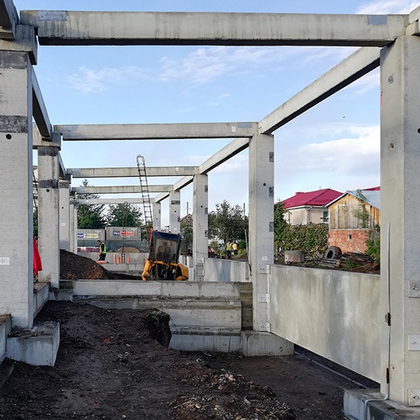 Grinzi secundare si de planseu prefabricate SW Umwelttechnik - Penny, Roznov 2020