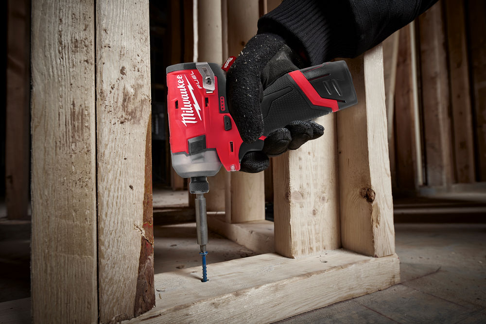Masina de insurubat hidraulica cu impact 1/4″ hex Milwaukee M12 FUEL™ SURGE™ - M12 FQID-202X