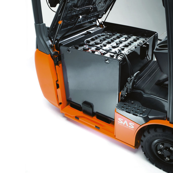 Electrostivuitor cu 3 roti Toyota Traigo 48