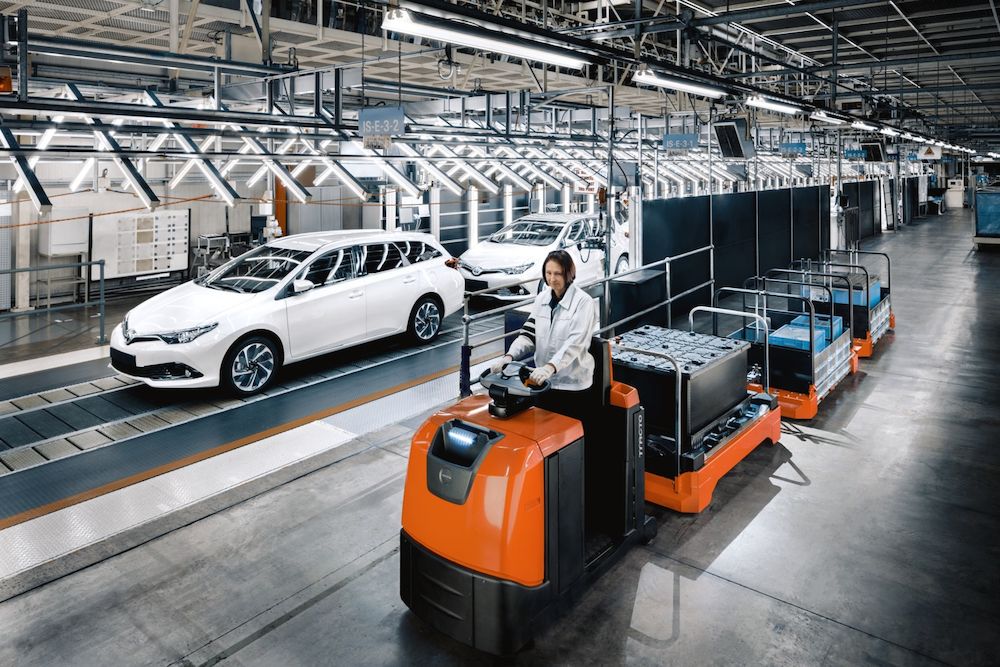 Echipament electric de tractare cu operator in picioare Tracto seria S