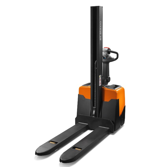 Transpaleta electrica pentru stacking BT Staxio seria W - HWE100 si HWE100S