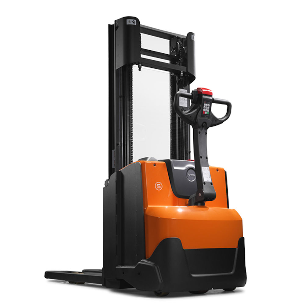  Stacker electric BT Staxio SWE100