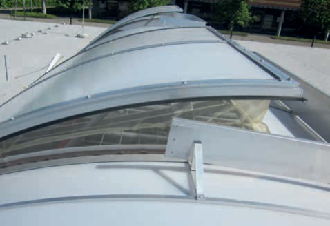 Sistem VELUX Commercial de protectie insecte pentru trapele luminatorului de acoperis