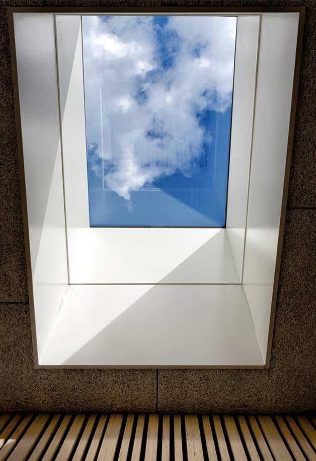 Luminator modular VELUX Commercial Monolight