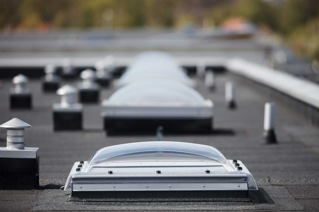CFP, CVP, ISD - Fereastra VELUX cu cupola acrilica pentru acoperis terasa