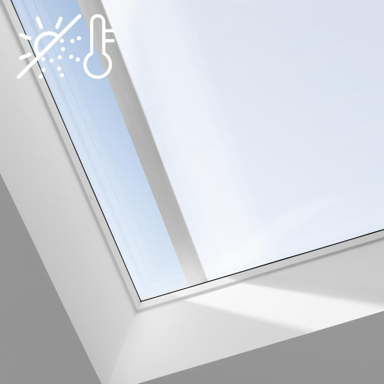 MSU - Rulou parasolar pentru noua generatie de ferestre pentru acoperis terasa cu protectie din sticla